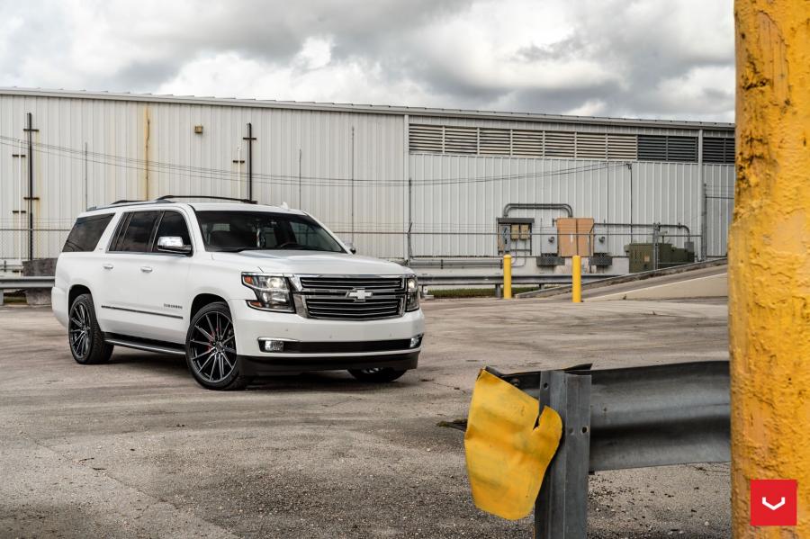  Chevrolet Suburban LTZ on Vossen Wheels (HF6-1) 2019 года  (фото 3 из 12)
